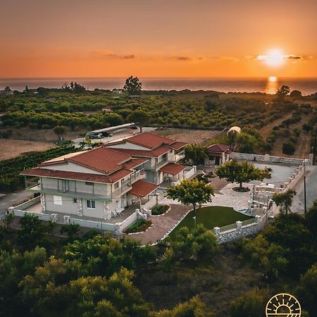 Terra Helios Suites & Studios Kyparissia Luaran gambar