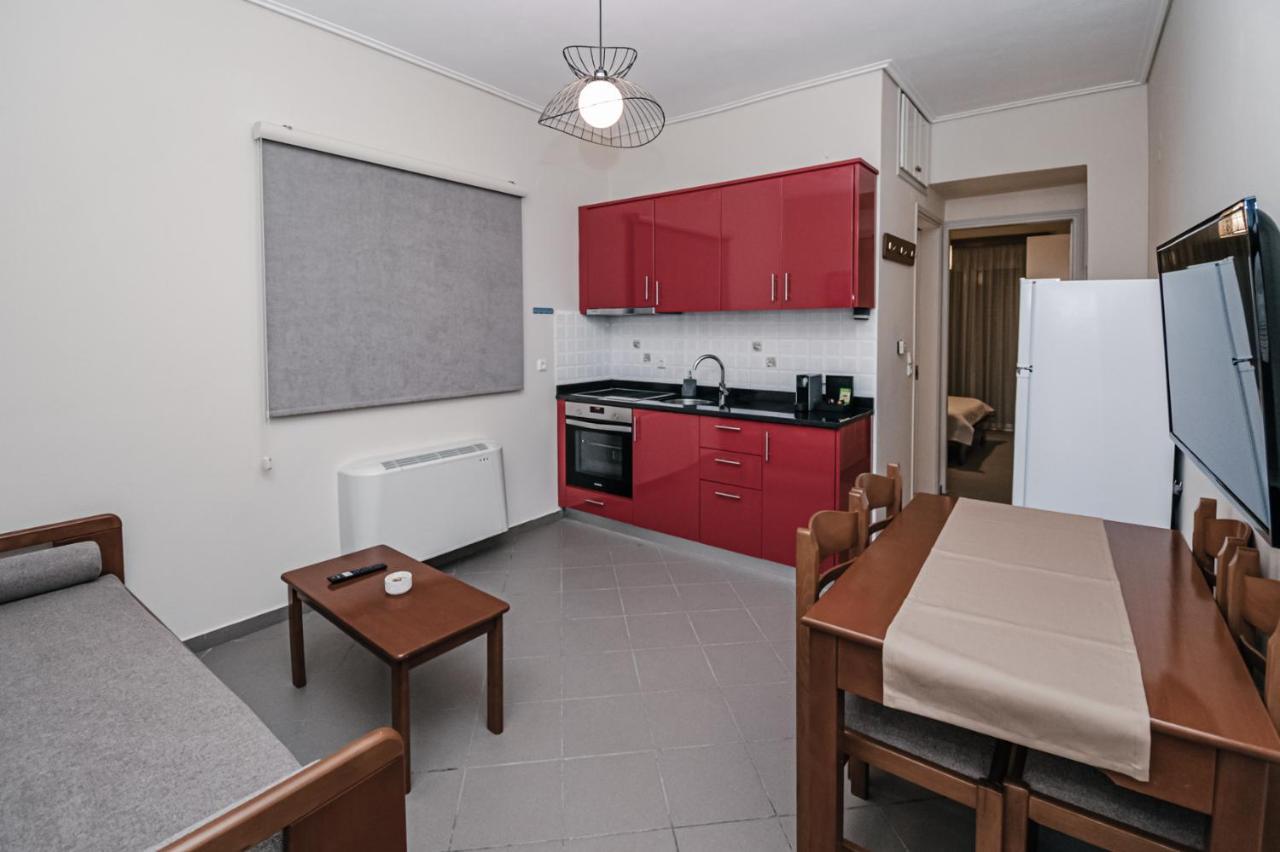 Terra Helios Suites & Studios Kyparissia Bilik gambar