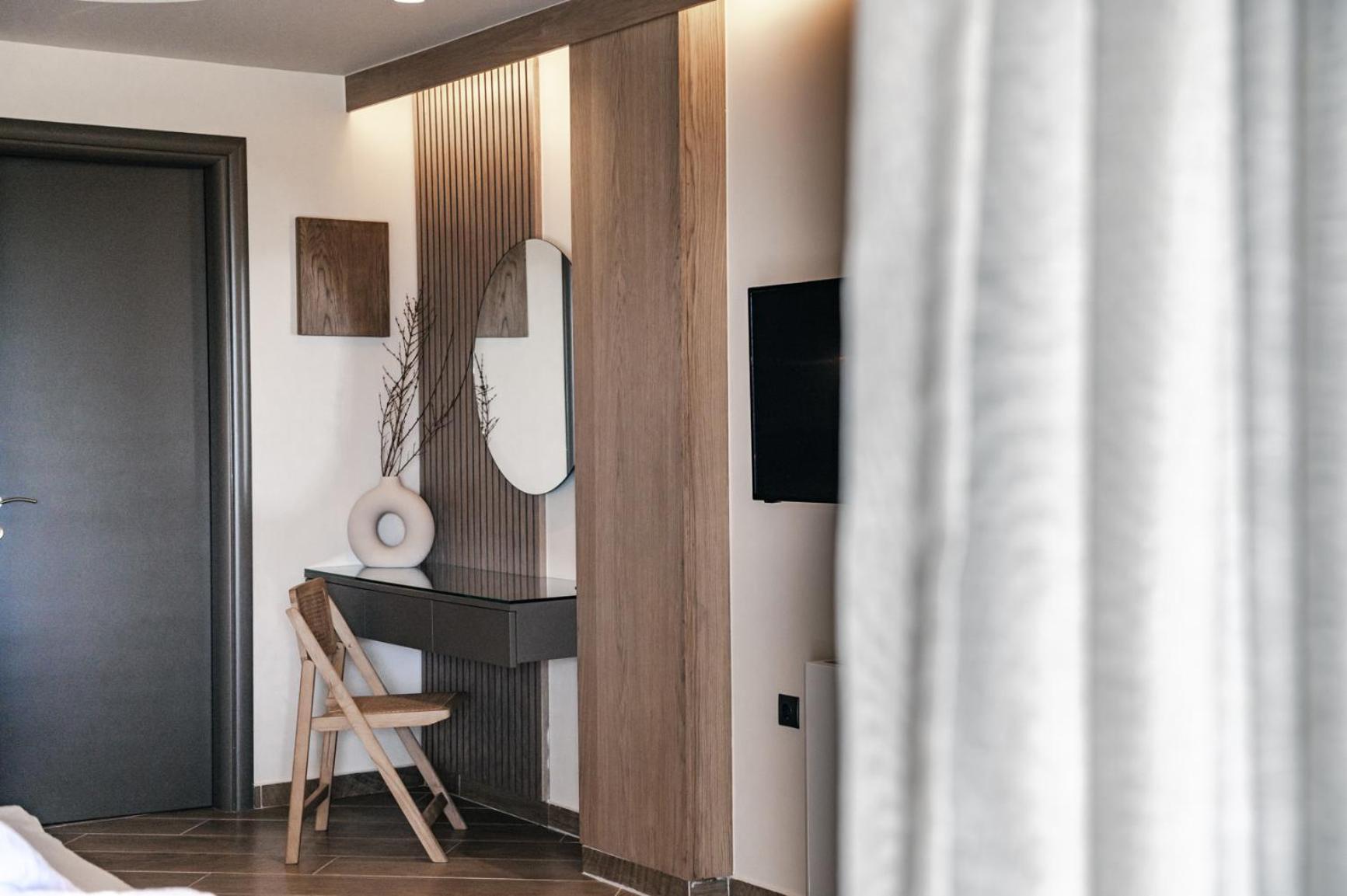 Terra Helios Suites & Studios Kyparissia Bilik gambar